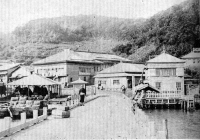 トキカラモイの木造桟橋